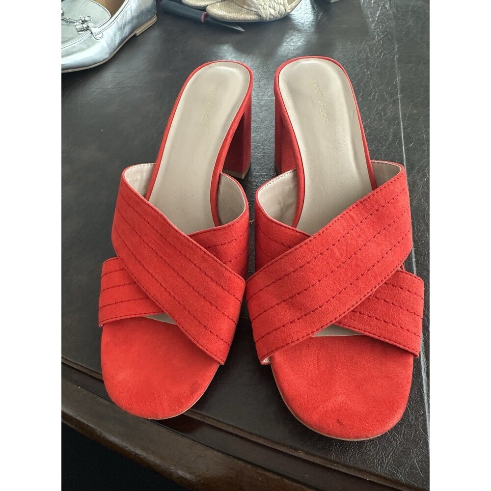 Ann Taylor Size 9 Womens Shoes Faux Suede Block Heels Slip On Sandals EUC